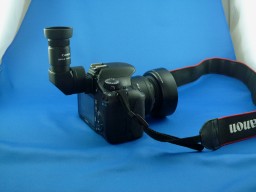 �A���O���t�@�C���_�[���J�����Ɏ��t�����ʐ^